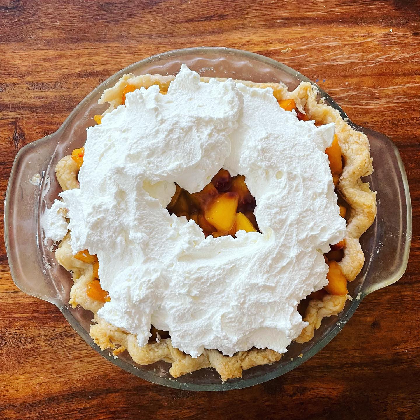 Photograph of a pie from @flyingjpies on Instagram
